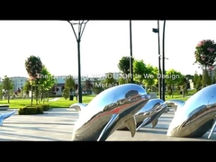 स्टेनलेस स्टील की मूर्ति